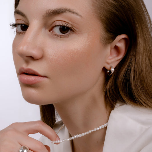 CREMA PEARL HOOP EARRINGS