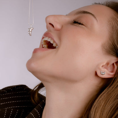 CLASSIC CROISSANT PENDANT NECKLACE